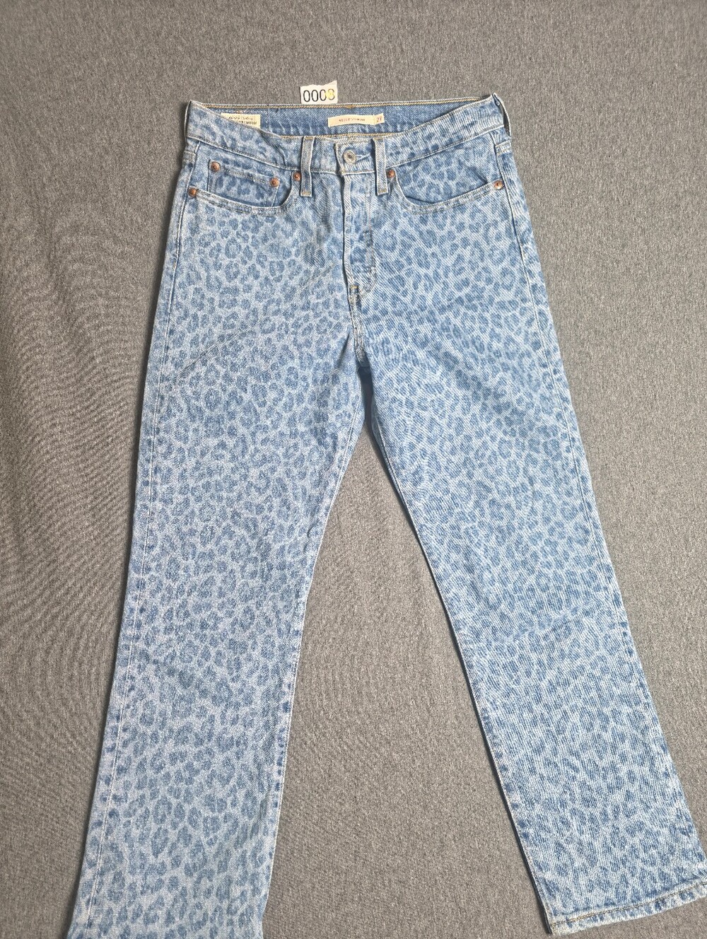 Levi's Light Blue Leopard Print  Wedgie Straight Jeans 27×26. Retro.
